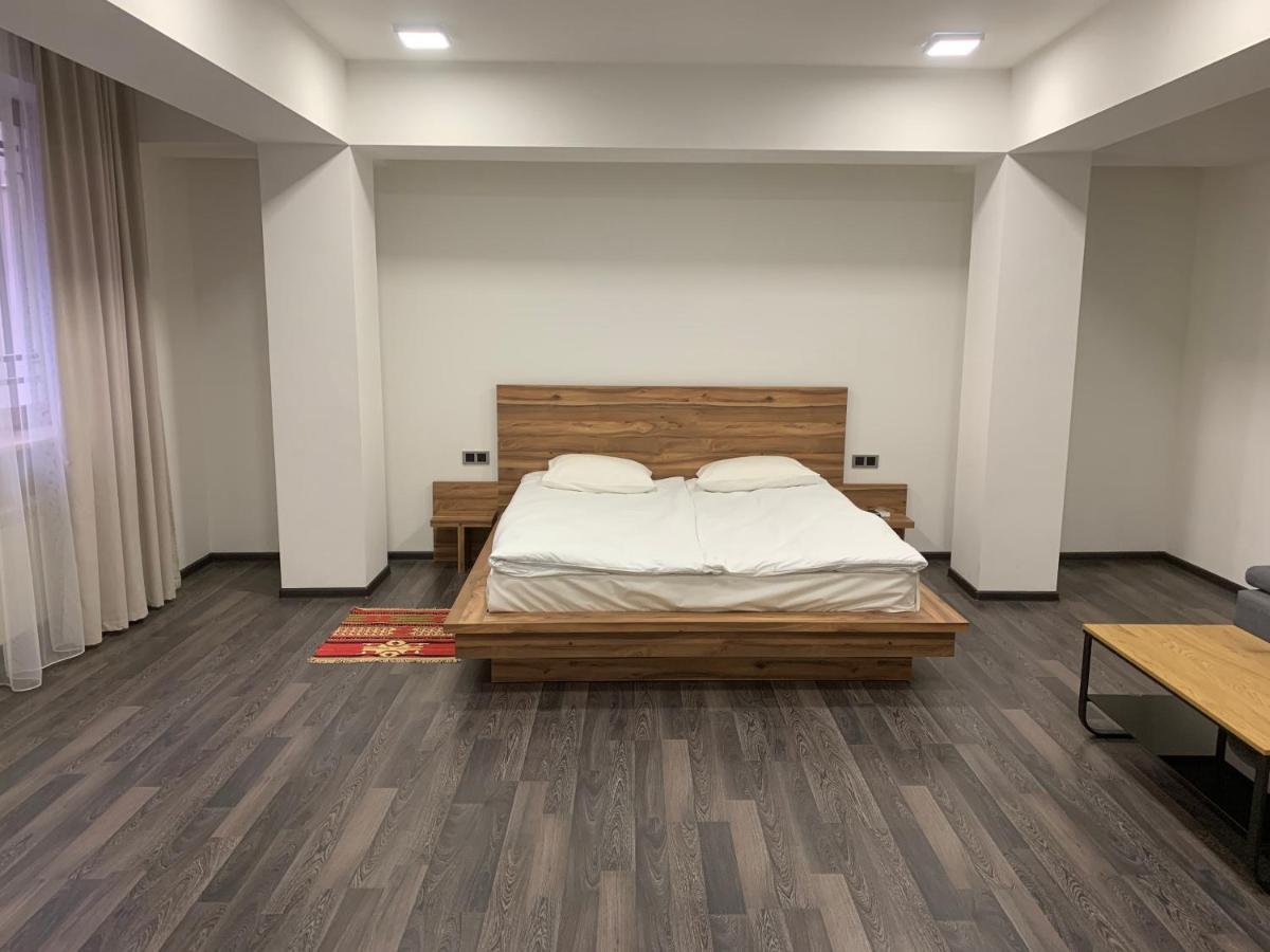 One Day Hotel Єреван Екстер'єр фото