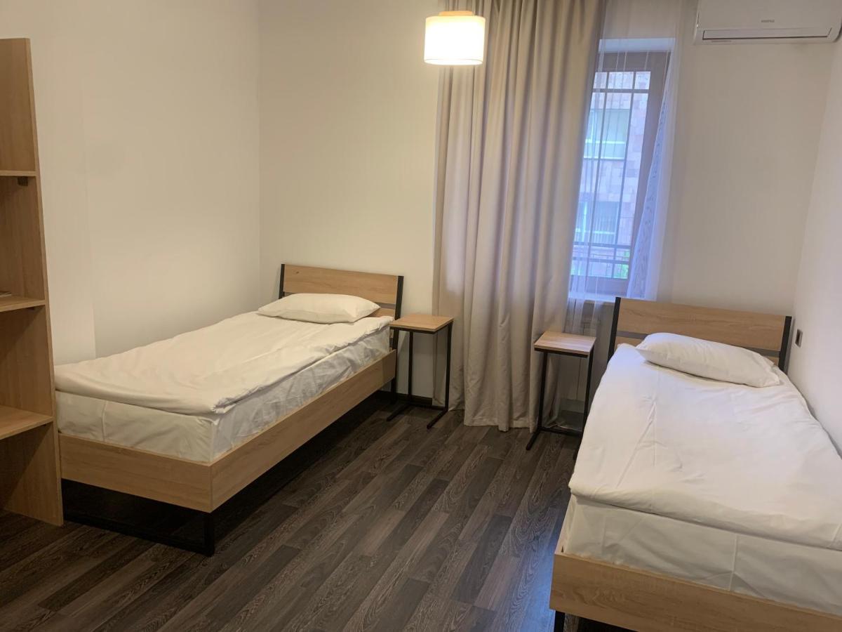One Day Hotel Єреван Екстер'єр фото